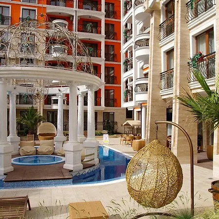 アパートホテル Harmony Palace Apartcomplex サニービーチ