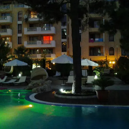 Harmony Palace Apartcomplex アパートホテル